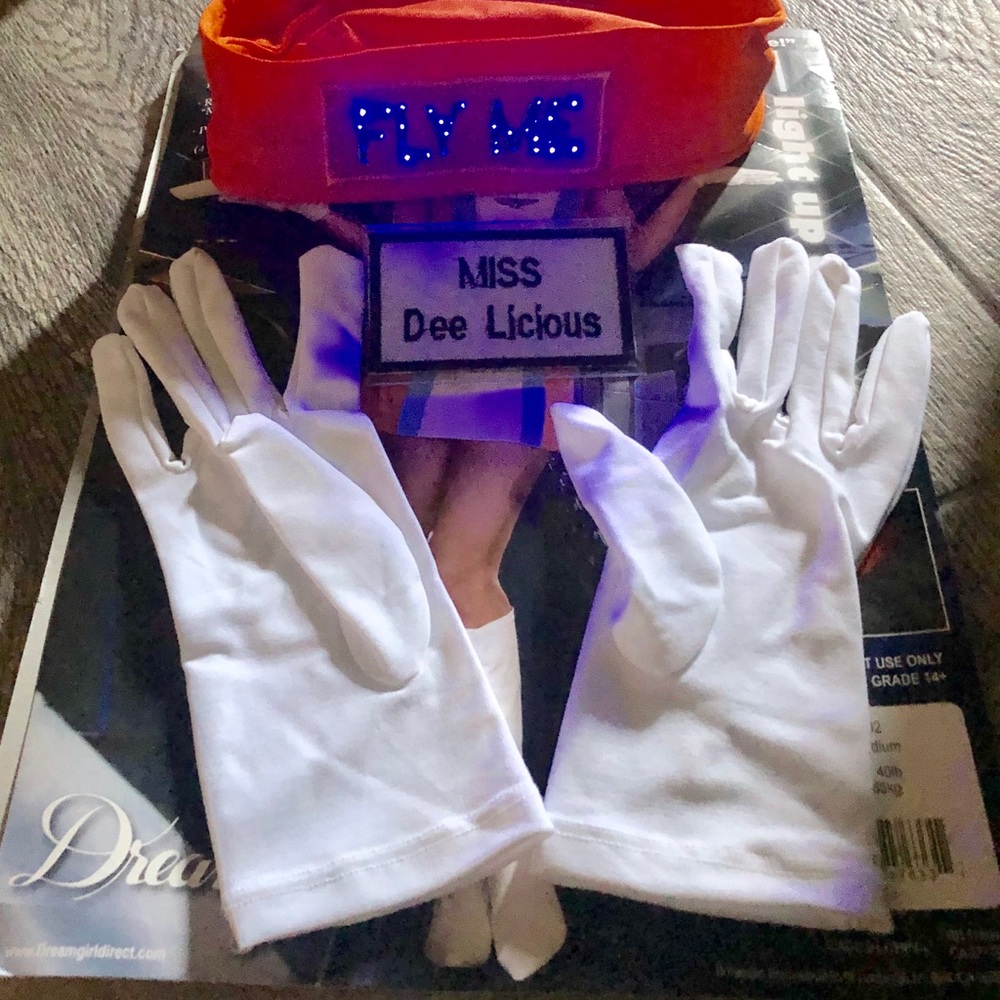 Size M-Coffee Tea or Me Costume ✈️ - Picture 5 of 8